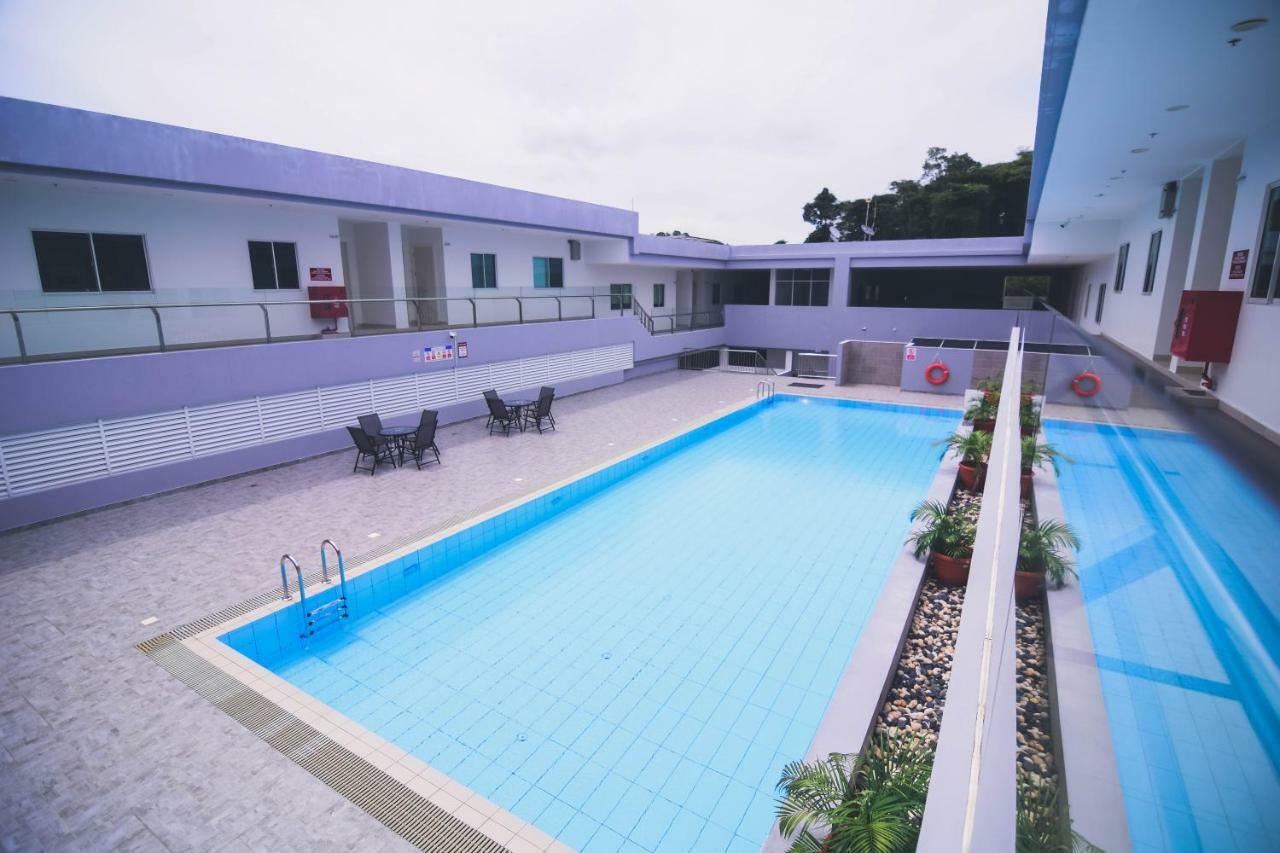 Aman Hills Hotel Kampong Timbunan Ngoại thất bức ảnh