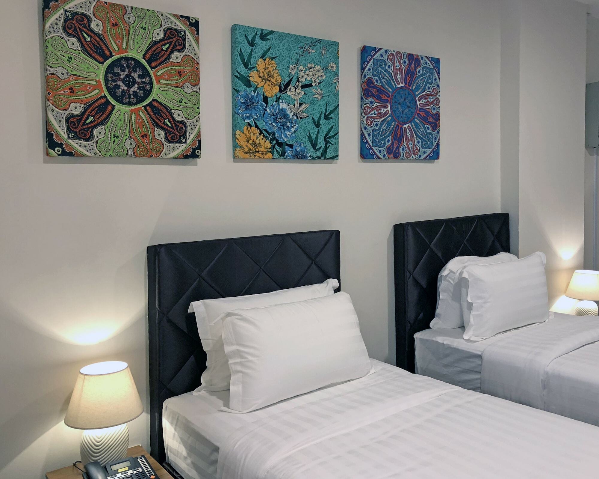 Aman Hills Hotel Kampong Timbunan Ngoại thất bức ảnh